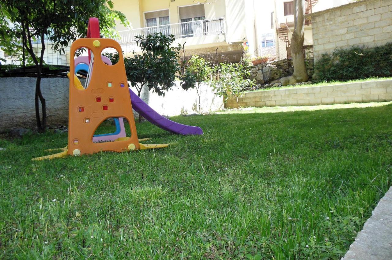 Nicki House Apartment Ioannina Bagian luar foto